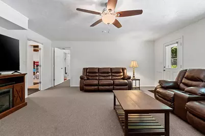 2595 Edgewood Lane, Green Bay, WI 54302 - Photo 32