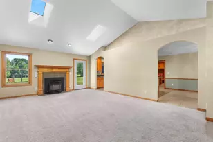 N2672 Butternut Rd, Hortonville, WI 54944 - Photo 6