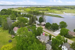 417 Wolf River Dr, Fremont, WI 54940 - Photo 38