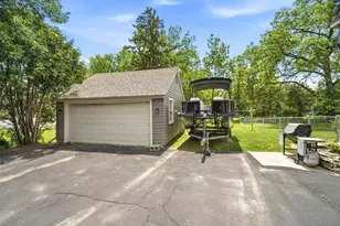 417 Wolf River Dr, Fremont, WI 54940 - Photo 34
