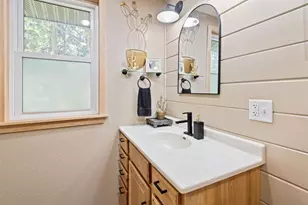 2817 Hall Ave, Marinette, WI 54143 - Photo 14