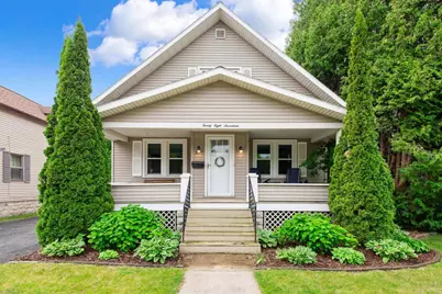 2817 Hall Avenue, Marinette, WI 54143 - Photo 1