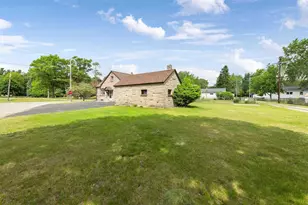 1700 West Dr, Menominee, MI 49858 - Photo 20