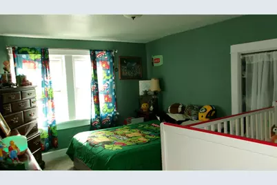 921 Liberty Street, Green Bay, WI 54304 - Photo 16