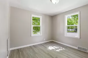 1831 S Oneida St, Appleton, WI 54915 - Photo 12