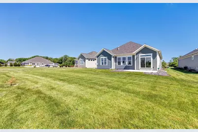 3324 Evening Star Drive, Green Bay, WI 54311 - Photo 2