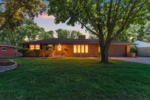 237 S Clay St, De Pere, WI 54115 - Photo 76