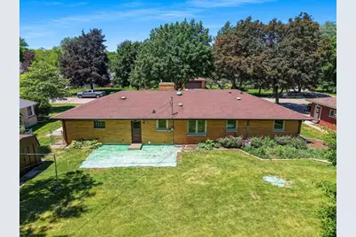 237 S Clay Street, De Pere, WI 54115 - Photo 2