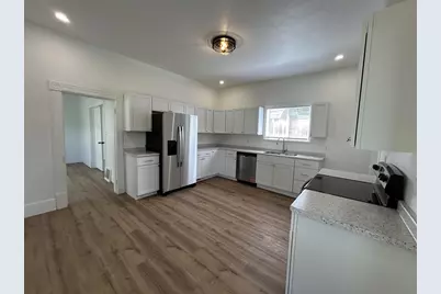 1440 Garfield Avenue, Marinette, WI 54143 - Photo 6