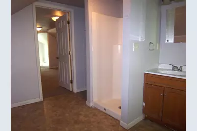 1214 S Greenwood Avenue, Green Bay, WI 54304 - Photo 12