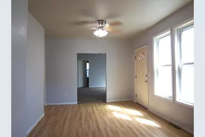 1214 S Greenwood Avenue, Green Bay, WI 54304 - Photo 6