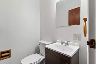 908 Georgia St, Oshkosh, WI 54902 - Photo 14