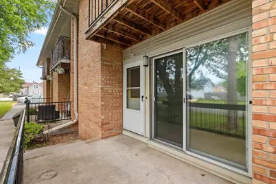 908 Georgia Street, Oshkosh, WI 54902 - Photo 2