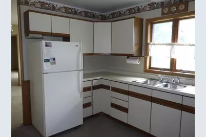305 Riverview Drive, Marion, WI 54950 - Photo 2