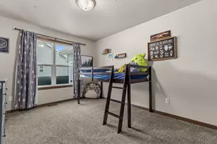 607 W 5th St, Shawano, WI 54166 - Photo 20