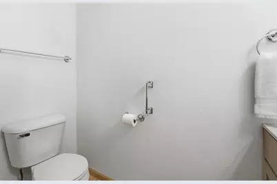2146 N Point Comfort Road, Oshkosh, WI 54902 - Photo 24