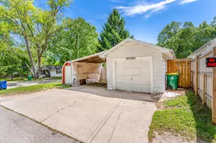 1200 S Greenwood Ave, Green Bay, WI 54304 - Photo 18