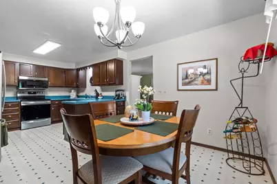 2416 N Elinor Street, Appleton, WI 54914 - Photo 8