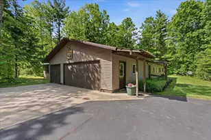 14754 N McComb Lake Ln, Mountain, WI 54149 - Photo 4