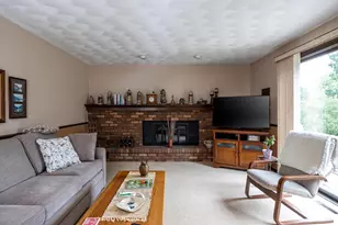 1017 E Capitol Dr, Appleton, WI 54911 - Photo 20