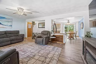 824 W Cecil St, Neenah, WI 54956 - Photo 4