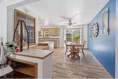 824 W Cecil Street, Neenah, WI 54956 - Photo 6