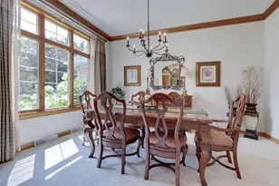 422 Bosworth Ln, Neenah, WI 54956 - Photo 16