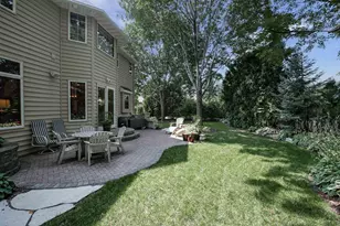 422 Bosworth Ln, Neenah, WI 54956 - Photo 12