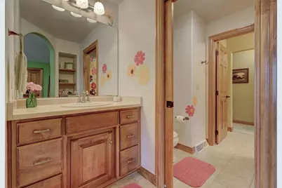 422 Bosworth Lane, Neenah, WI 54956 - Photo 42