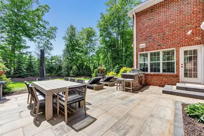 1395 Navajo Trail, Green Bay, WI 54313 - Photo 32