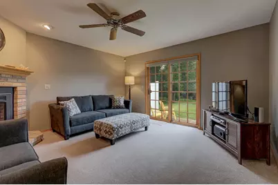 2420 Noel Court, Oshkosh, WI 54904 - Photo 12