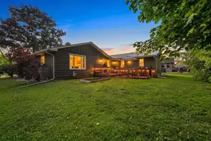 1708 Thelen Ave, Kaukauna, WI 54130 - Photo 2