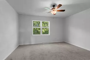 1091 Stillmeadow Ln, Menasha, WI 54952 - Photo 32