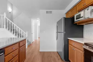 1091 Stillmeadow Ln, Menasha, WI 54952 - Photo 10