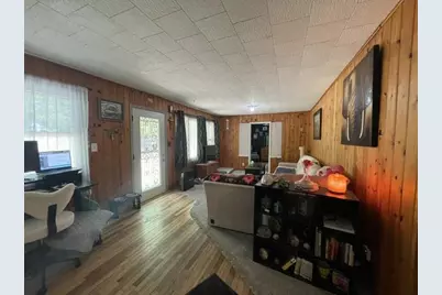 2601 W 2nd Avenue, Gladstone, MI 49837 - Photo 4