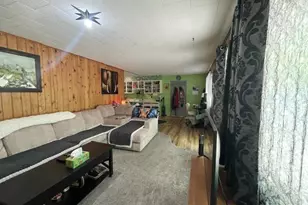 2601 W 2nd Ave, Gladstone, MI 49837 - Photo 6