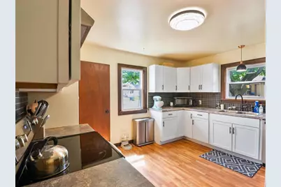 400 Newhall Street, Green Bay, WI 54302 - Photo 6