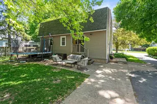 203 Cedar St, Neenah, WI 54956 - Photo 28