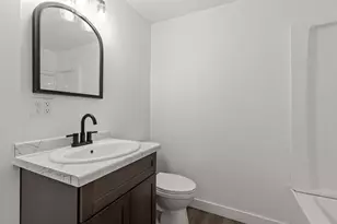 926 Dove St, Oshkosh, WI 54902 - Photo 12