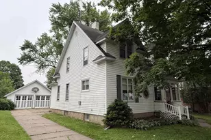 102 N Clinton Ave, Clintonville, WI 54929 - Photo 1