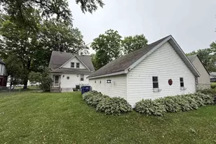 102 N Clinton Ave, Clintonville, WI 54929 - Photo 22