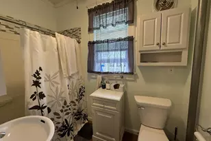 102 N Clinton Ave, Clintonville, WI 54929 - Photo 8