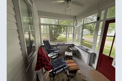 102 N Clinton Avenue, Clintonville, WI 54929 - Photo 18