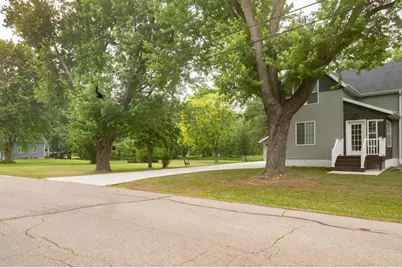417 Van Horn Street, Berlin, WI 54923 - Photo 80