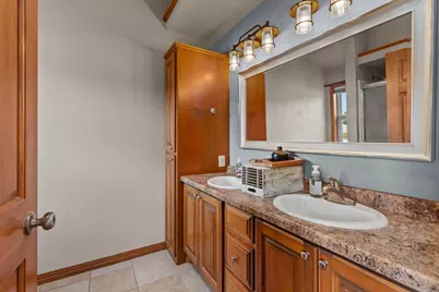 1578 Lone Oak Drive, Neenah, WI 54956 - Photo 18