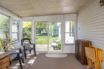 1710 Arlington Drive, Oshkosh, WI 54904 - Photo 16
