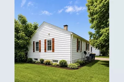1201 Langlade Avenue, Green Bay, WI 54304 - Photo 1