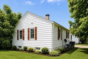 1201 Langlade Ave, Green Bay, WI 54304 - Photo 1