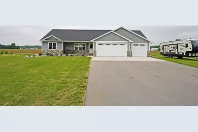 461 Highland Meadow Trail, Pulaski, WI 54162 - Photo 1
