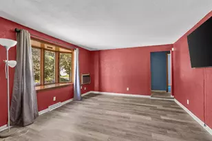 17 N 5th St, Winneconne, WI 54986 - Photo 8